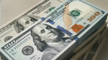 تراجع طفيف.. الدولار يصل 3.75 ريال بانخفاض 0.01% يحرك تساؤلات المتداولين